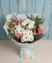 Букет цветов из:  Розы, Лизиантусы и Хризантемы в Райчихинске