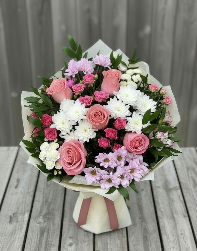 Букет цветов из: Альстромерии, Гвоздики, Розы и Хризантемы в Райчихинске