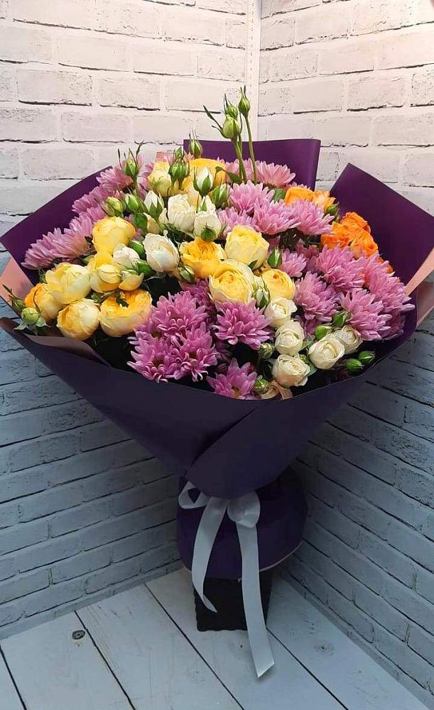Букет цветов из: Хризантемы и Розы в Райчихинске