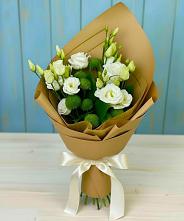 Букет цветов из:  Хризантемы и Лизиантусы #REPLACE_PRED# Райчихинске