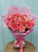 Букет 15 Розовых роз Равель в Райчихинске